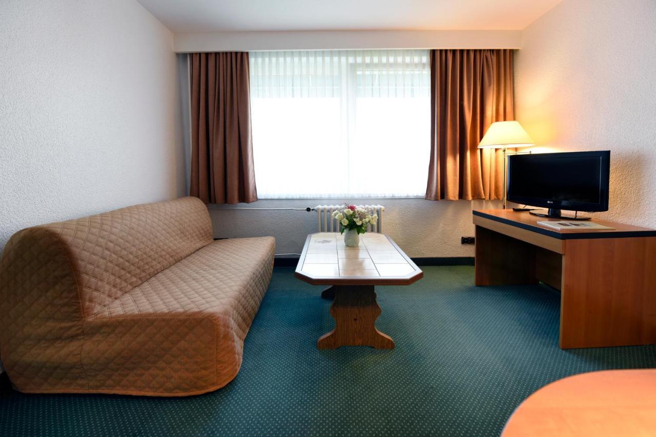 Eisenhüttenstadt Lat Hotel & Apartmenthaus Berlin מראה חיצוני תמונה